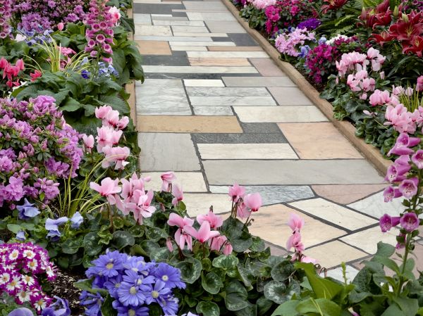 Cost of Garden Path Installation in Longmont