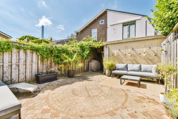 Cost of Courtyard Patio Service in Longmont