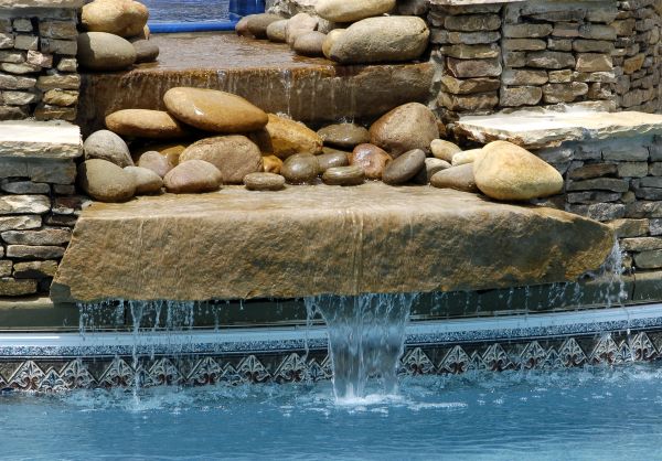 Cost of Pool Hardscaping in Longmont